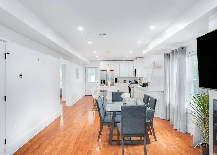 Charming Milton Escape- Blue Hills Reservation