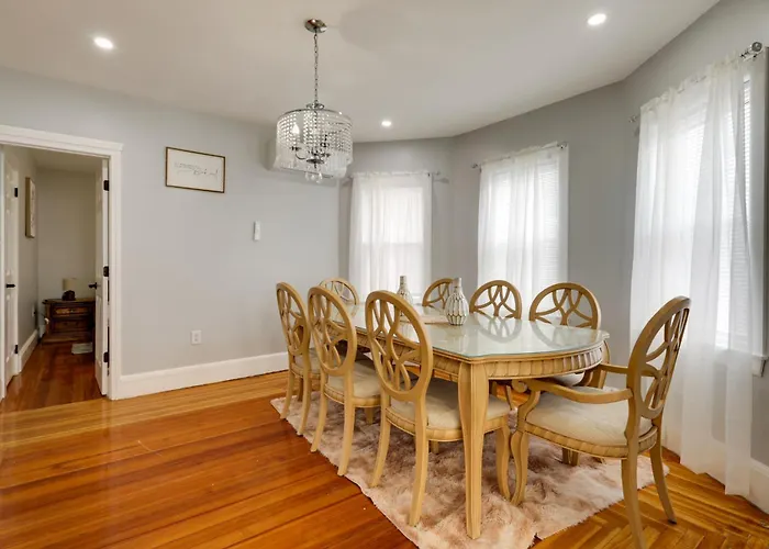 All-Season Fun! Charming Apt 3 Mi To Blue Hills